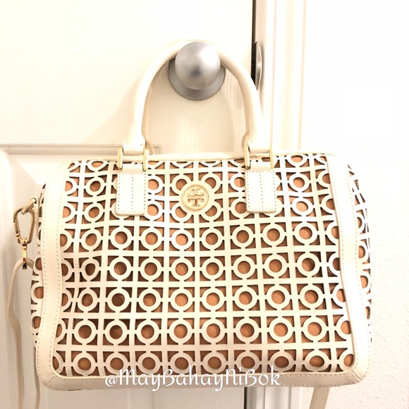 ✖️SOLD✖️Tory Burch Kelsey Perforated Satchel - Picture 6 of 8